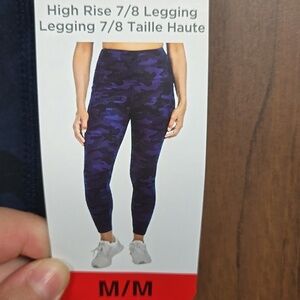 Danskin Size M Blue Camo High Rise 7/8 Leggings